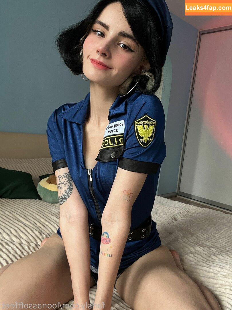 Loonassoftfeet leaked photo photo #1375