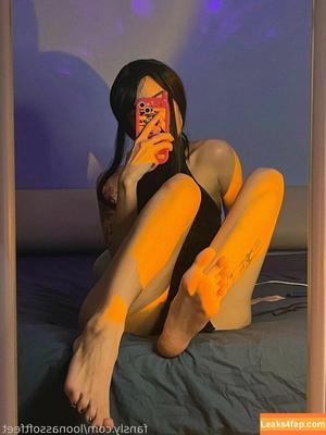 Loonassoftfeet photo #1321