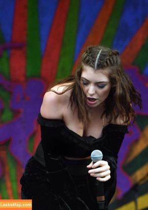 Lorde photo #0120