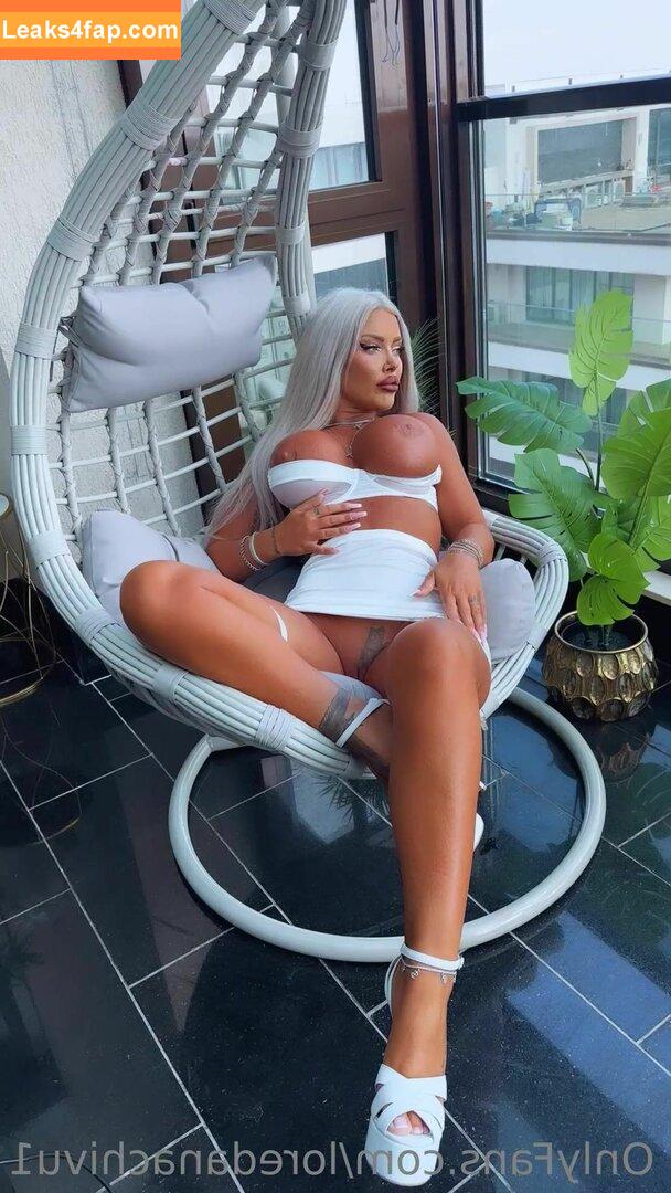 Loredana Chivu / loredanachivu1 / loredanachivu_official leaked photo photo #0052