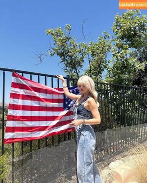 Loren Gray photo #0484