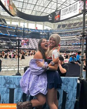 Loren Gray photo #0572