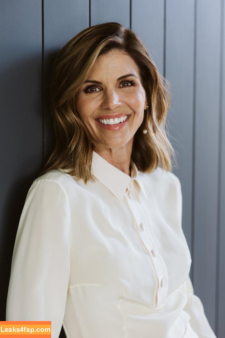 Lori Loughlin /  leaked photo photo #0015