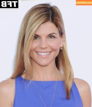 Lori Loughlin photo #0012