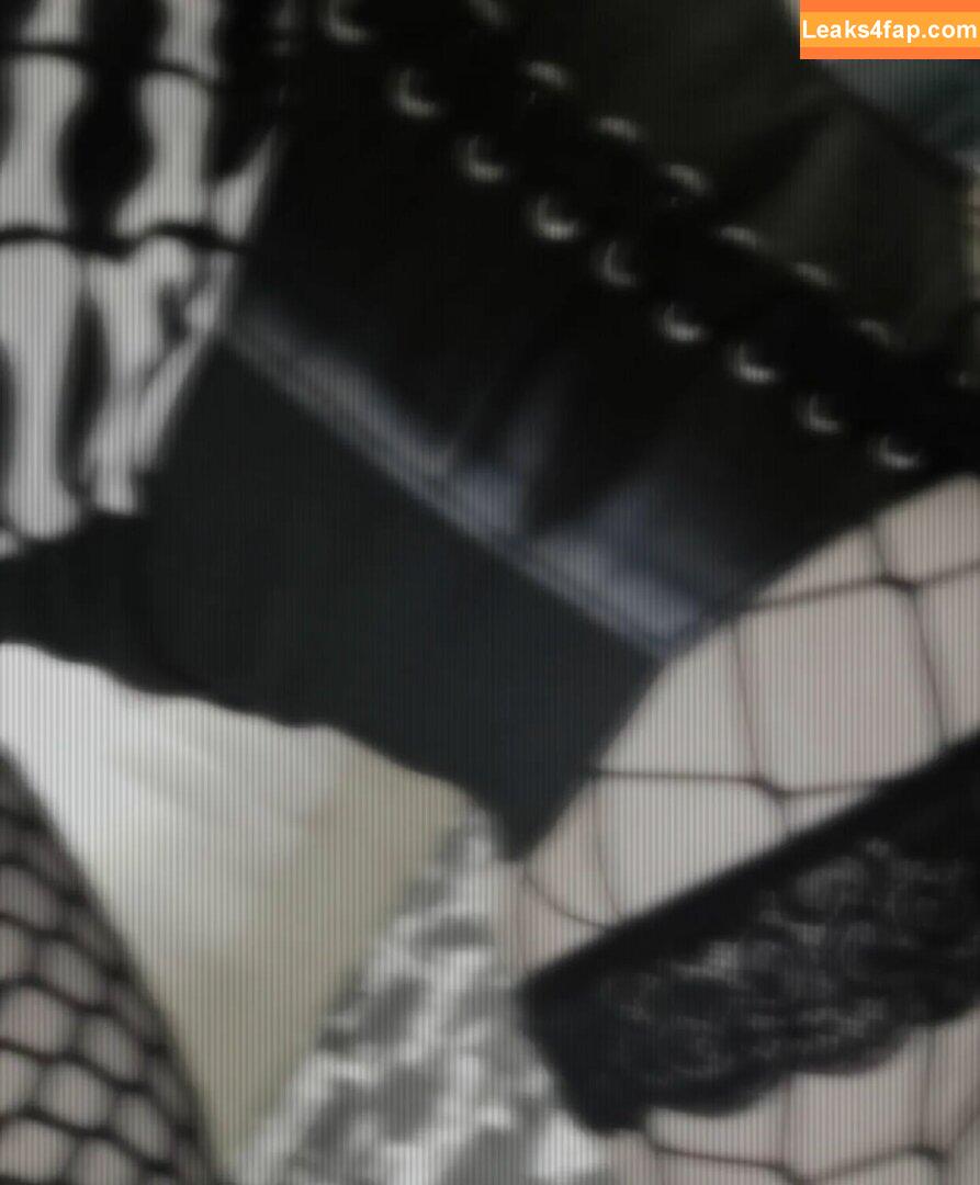 Lori Souza / bby_lorii / lolasouzzaof / witchzinha_bby leaked photo photo #0008