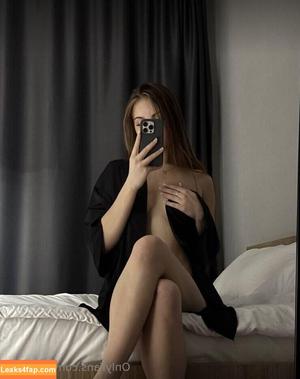 lornaelin photo #0010