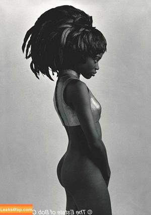 Lorraine Pascale фото #0001