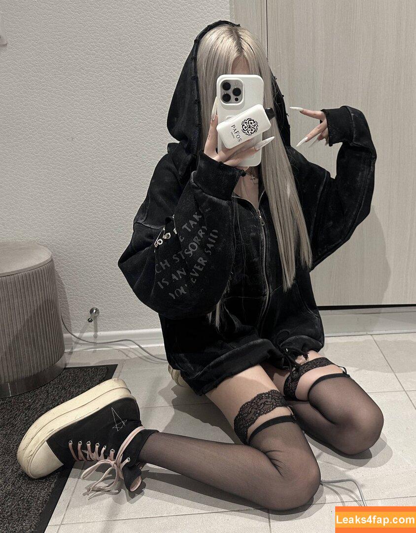 Lostfuel / lusssty / lustfu3l / xllberry_ leaked photo photo #0027