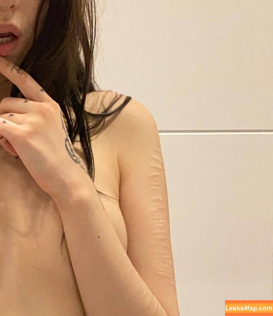 lostmary / lostmary.official.global leaked photo photo #0006