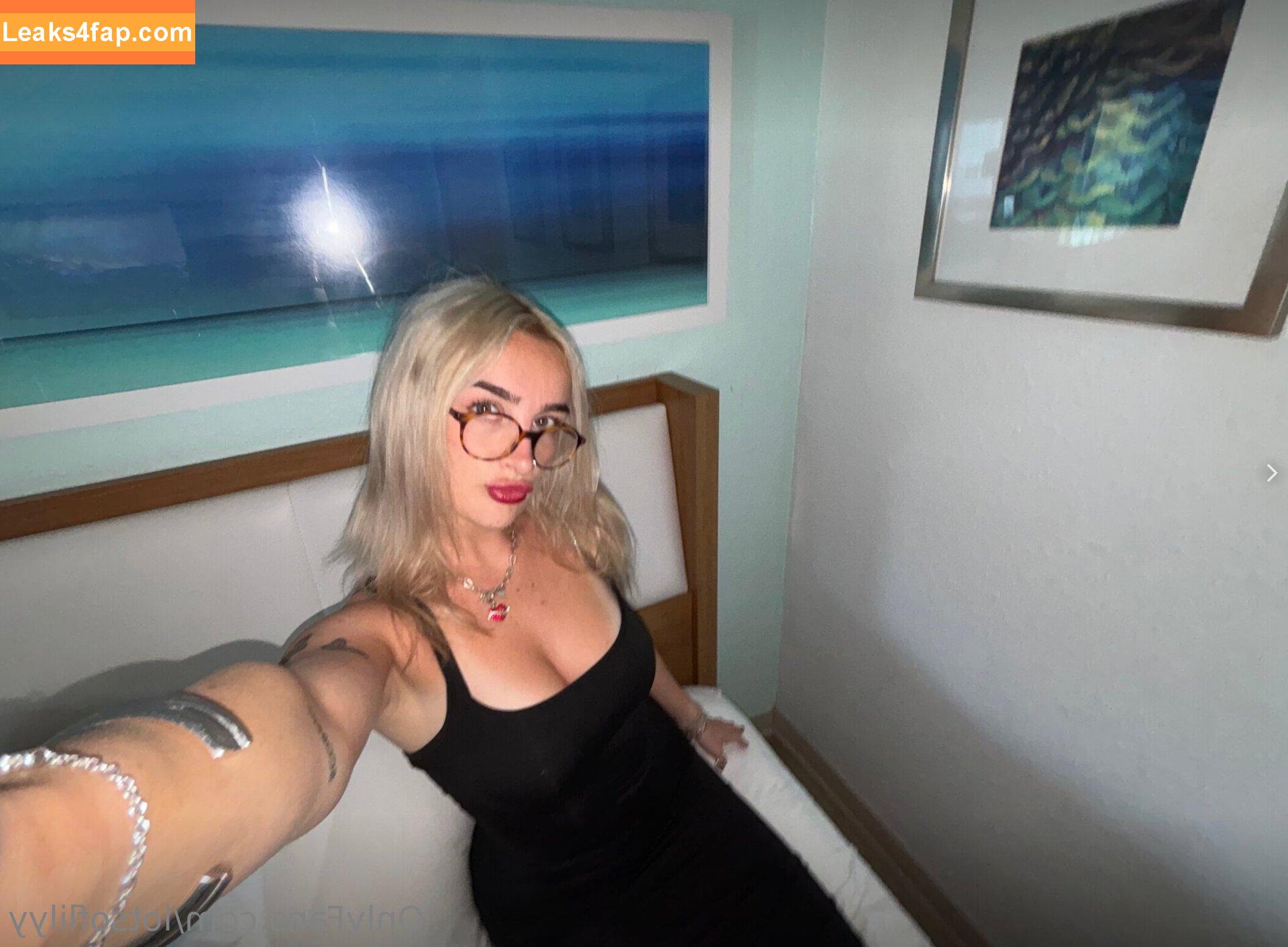 lotsoflilyy / lotsof_lily leaked photo photo #0035