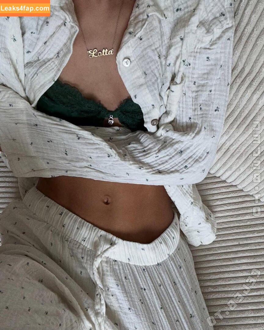 Lotta Emilie Stichler / lotta.stichler / lottastichler leaked photo photo #0154