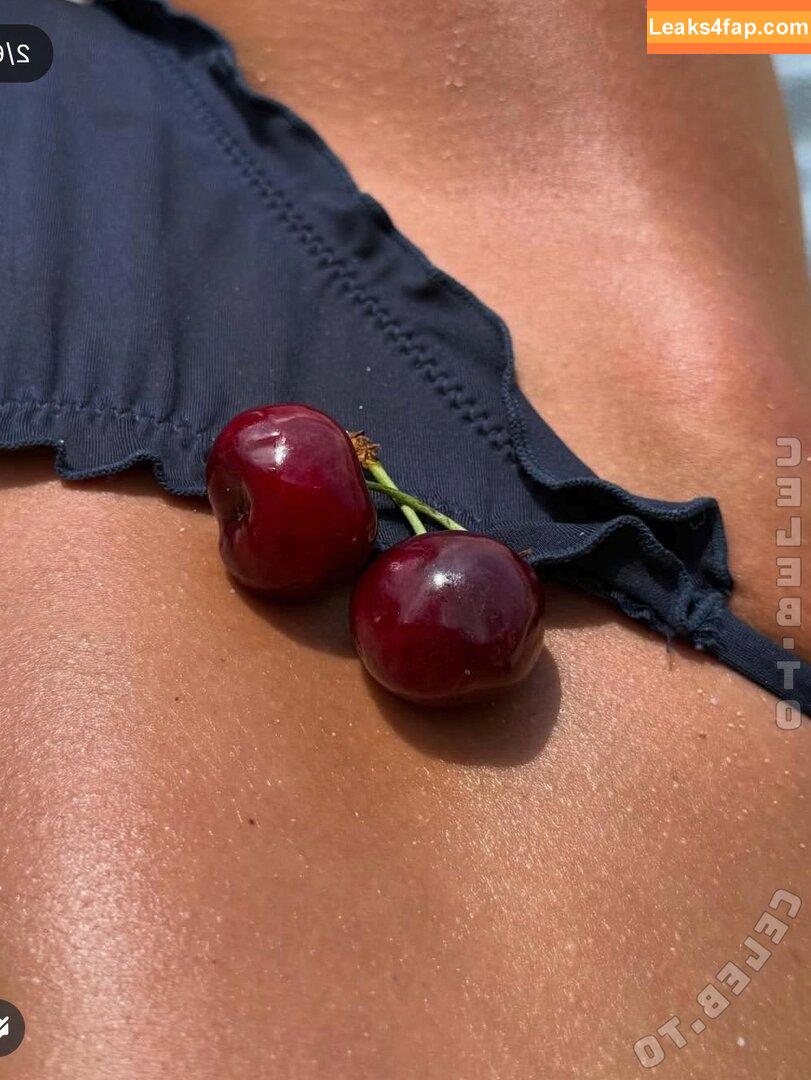 Lotta Emilie Stichler / lotta.stichler / lottastichler leaked photo photo #0176