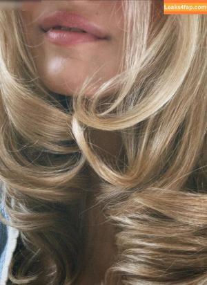 Lotta Emilie Stichler photo #0022