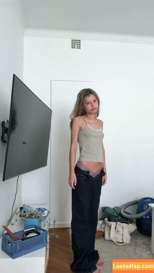 Lotta Emilie Stichler photo #0055
