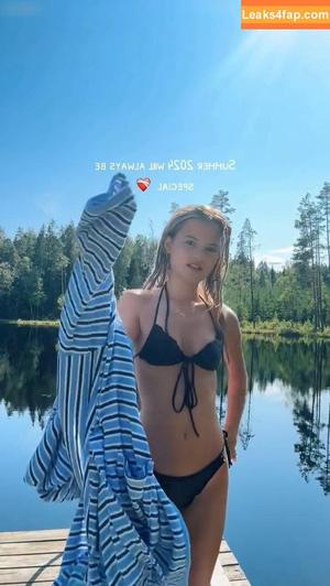 Lotta Emilie Stichler photo #0074