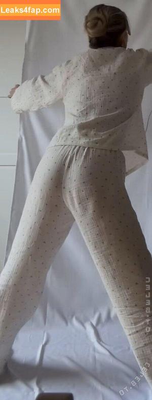 Lotta Emilie Stichler photo #0115