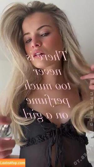 Lotta Emilie Stichler photo #0116