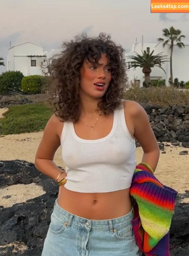 Lotta.ssophiee /  leaked photo photo #0022