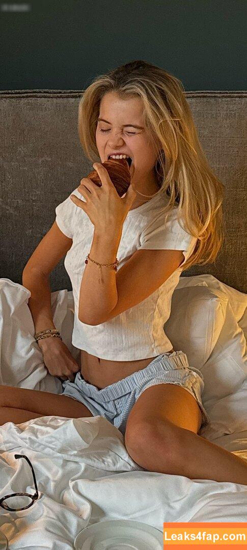 Lotta Stichler /  leaked photo photo #0009