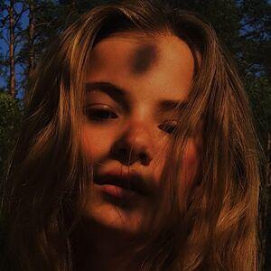 Lotta Stichler photo #0008