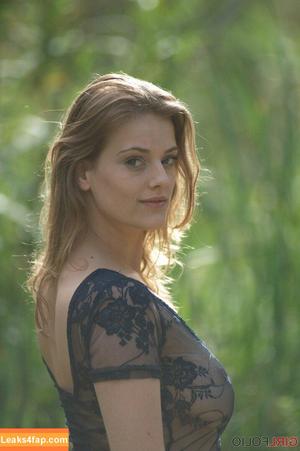 Lottii Rose photo #0136