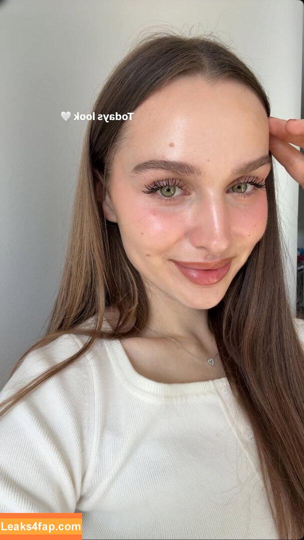 Louisa jindaoui /  leaked photo photo #0088