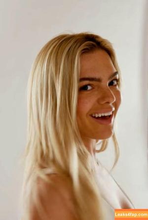 Louisa Johnson photo #0063