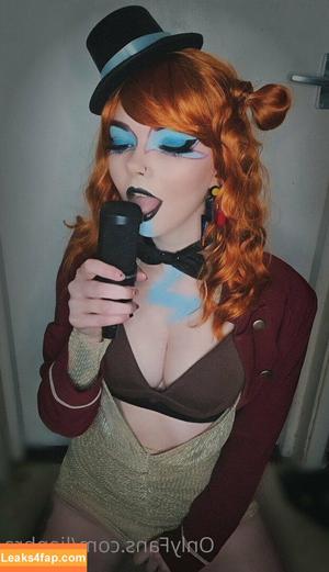 Louise Julie фото #0014