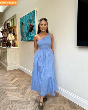 Louise Thompson photo #0004