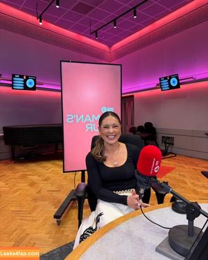 Louise Thompson photo #0006
