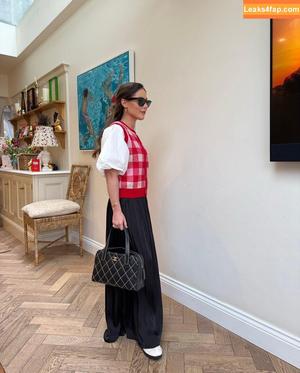 Louise Thompson photo #0020