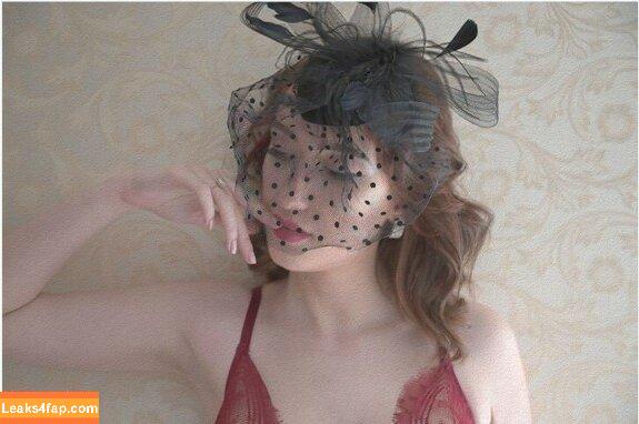 LouiseBordeaux / anyuser / loolooofficial / technicallylooloo слитое фото фото #0170