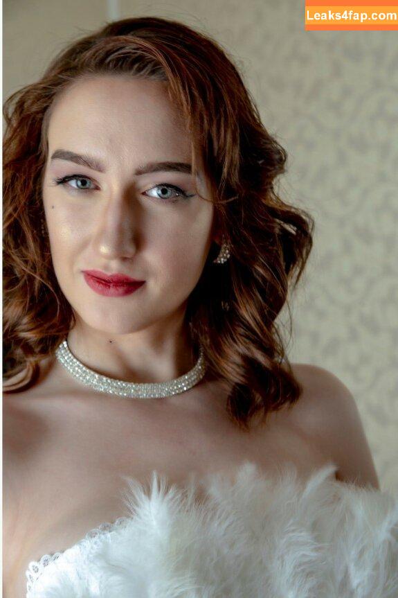 LouiseBordeaux / anyuser / loolooofficial / technicallylooloo leaked photo photo #0177