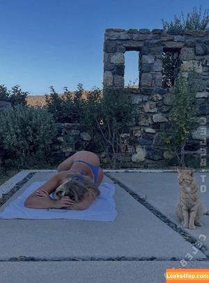 loulou_fbl photo #0003