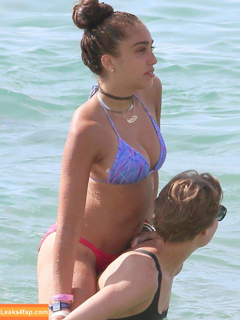 Lourdes Maria Ciccone Leon / lourdesleon слитое фото фото #0279