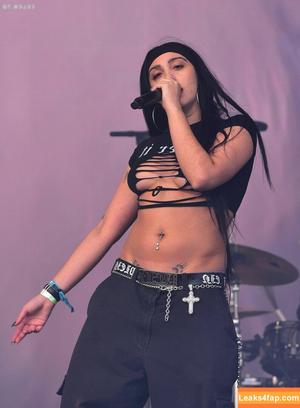 Lourdes Maria Ciccone Leon photo #0120