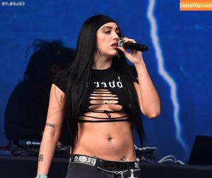 Lourdes Maria Ciccone Leon photo #0135