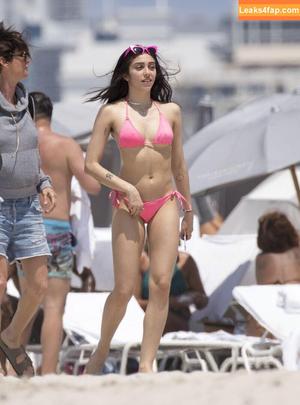 Lourdes Maria Ciccone Leon photo #0293
