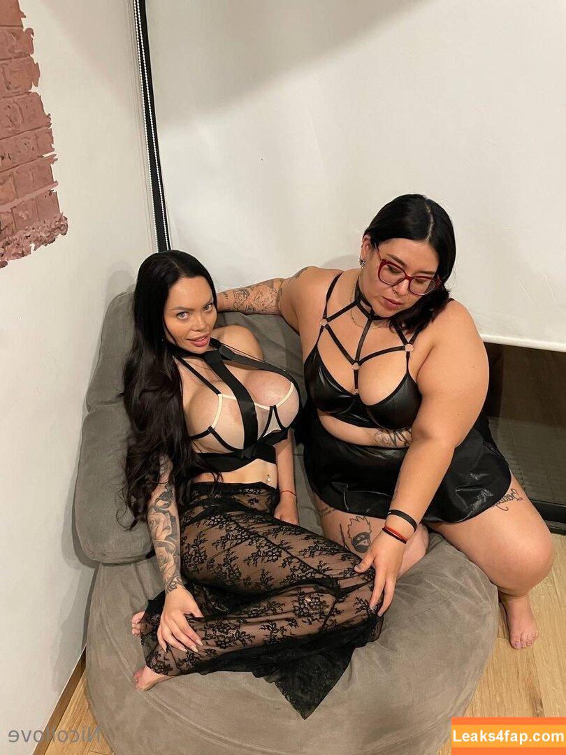lovee.nicol / nicoleloveeee_ leaked photo photo #0025