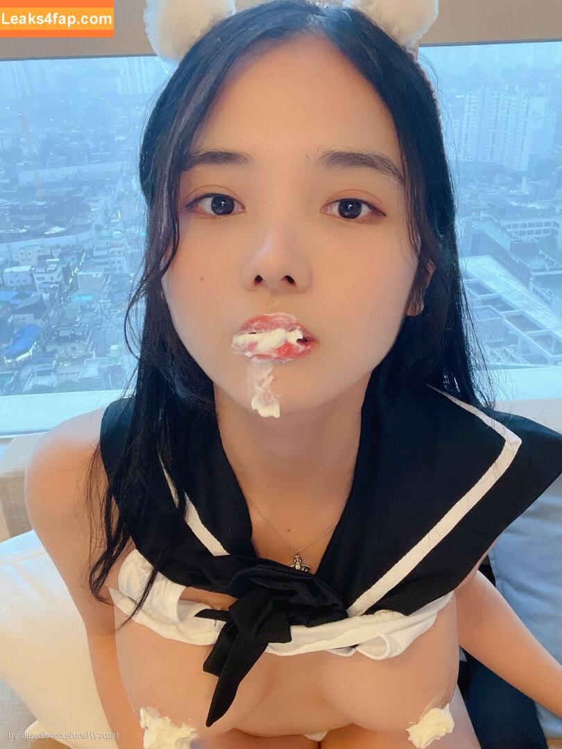 loveju_yu / loveyu_ju leaked photo photo #0062