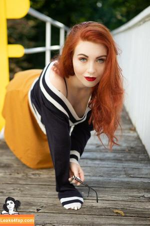 Loveless photo #0044