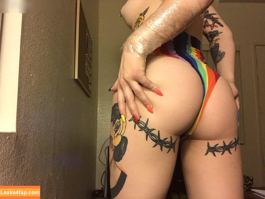 lovelesssuicide /  leaked photo photo #0010