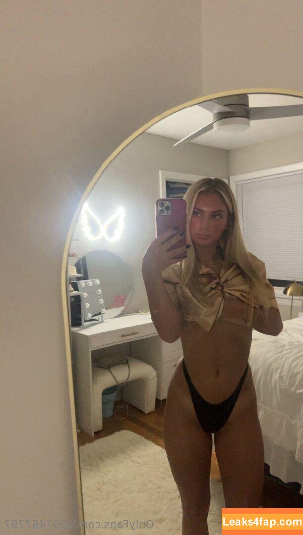 Lovelyaveryyy / Lovelyaveryy leaked photo photo #0003