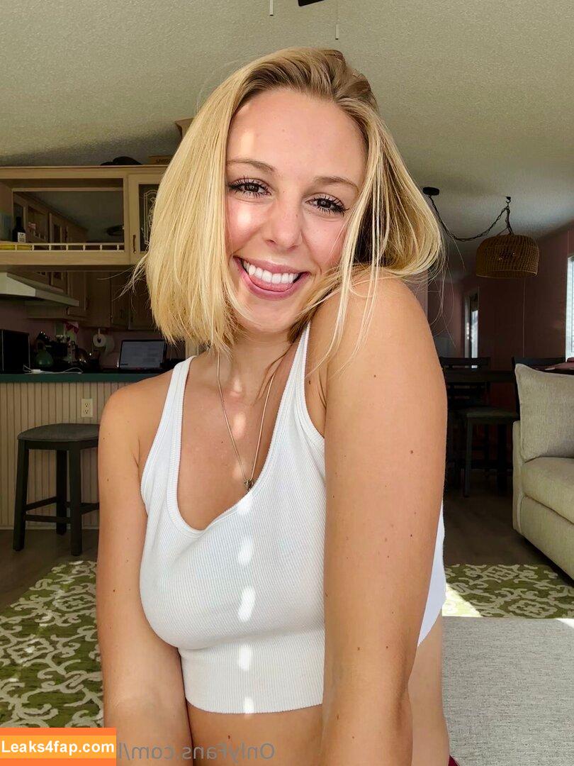 lovelylofree / imlovelylo leaked photo photo #0005