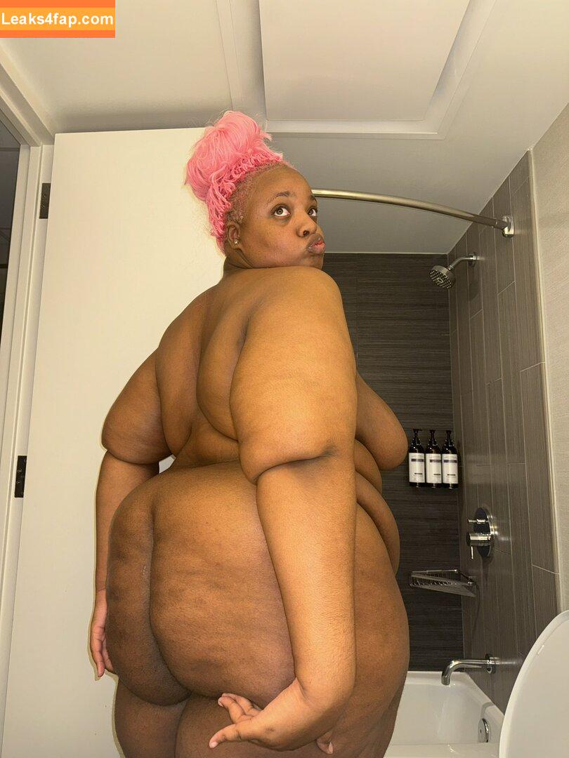 Lovelypeaches / lovelypeachespopsinger100 leaked photo photo #0015