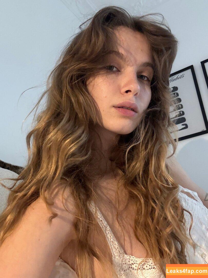 lovelysofie / lovely.sofie leaked photo photo #0011