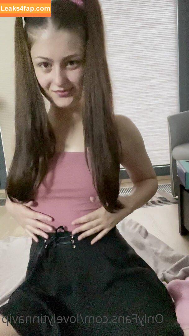 lovelytinnavipxo / https: leaked photo photo #0193