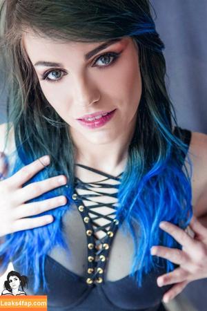 Lovia Suicide фото #0137