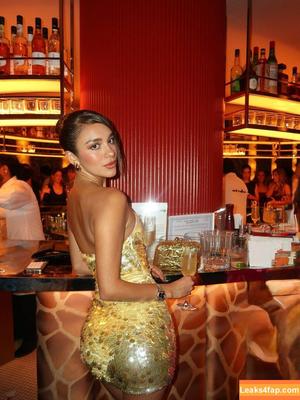 Luana Barron photo #0070