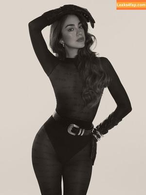 Luana Barron photo #0116